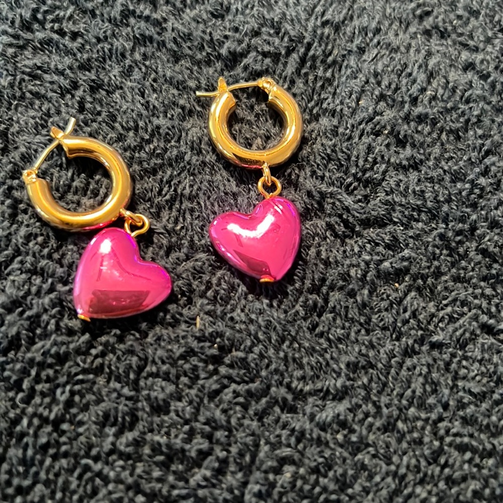 Betsey Johnson Gold Tone Hoops With Fuchsia Hearts